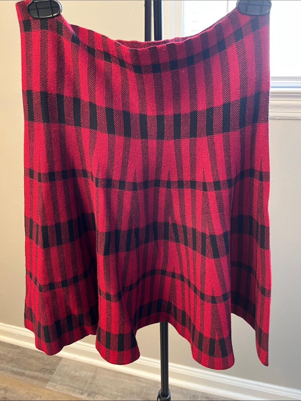 Max Edition,Red and Black Plaid A-Line Women's Skirt